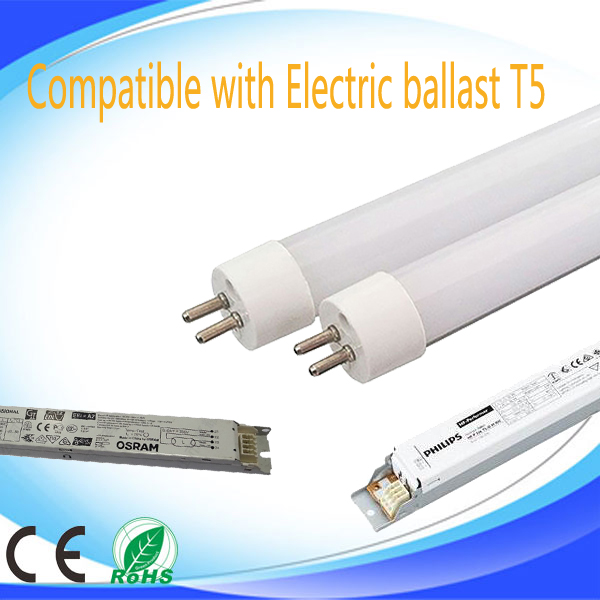 Electronic ballast compatible T5